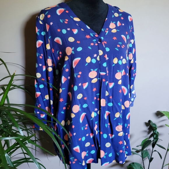 Mansee fruit blouse NWT - Picture 2 of 10